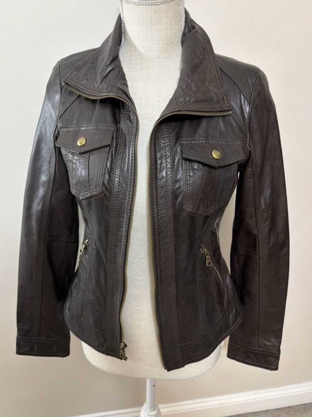 Guess Dark Brown Genuine Leather Zip Front Jacket, women size: Small